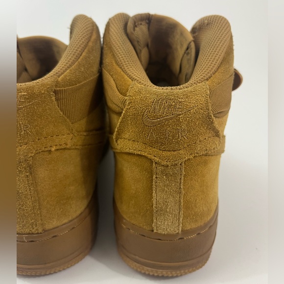 Nike AF1 Air Force 1 High LV8 Brown Suede High Top Sneakers Size 6 Y - Picture 11 of 13